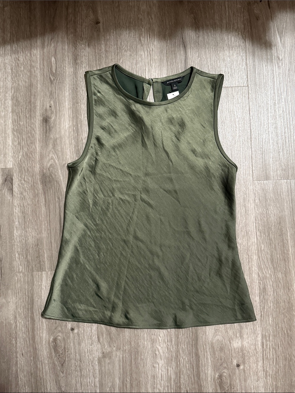 Banana Republic Olive Green Satin-Look Sleeveless Camisole
